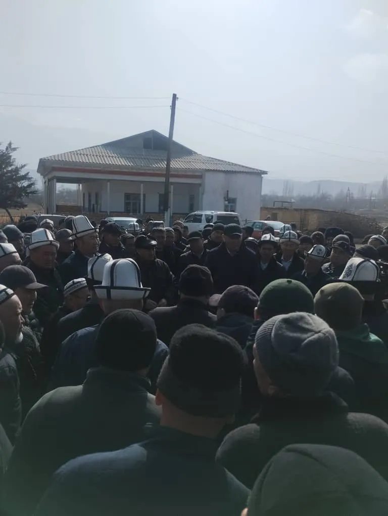 Самаркандек айыл өкмөтүнө КР Президентинин Баткен облусундагы ыйгарым укуктуу өкүлү.